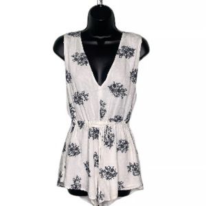 Blue Life Festival Romper embroidered White black Flirty XS